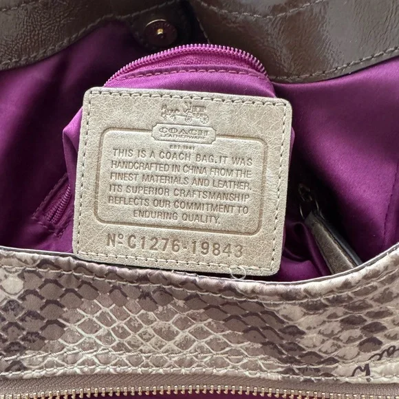 Coach Snakeskin print triple compartment bag, with matching wallet - Picture 4 of 6